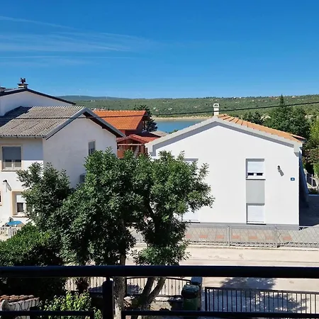 2 Bedroom Gorgeous In *