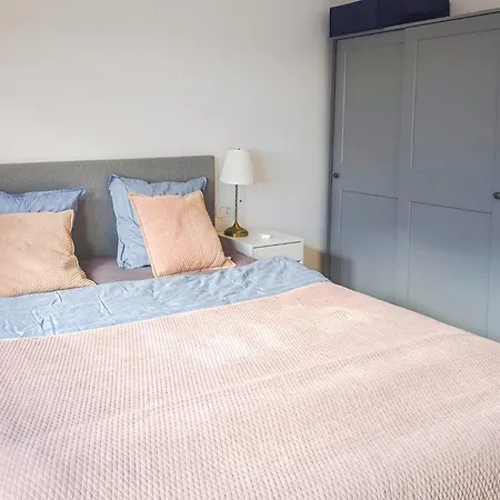 2 Bedroom Gorgeous In